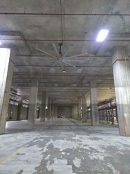 Jalan Buroh (D22), Warehouse #570509211